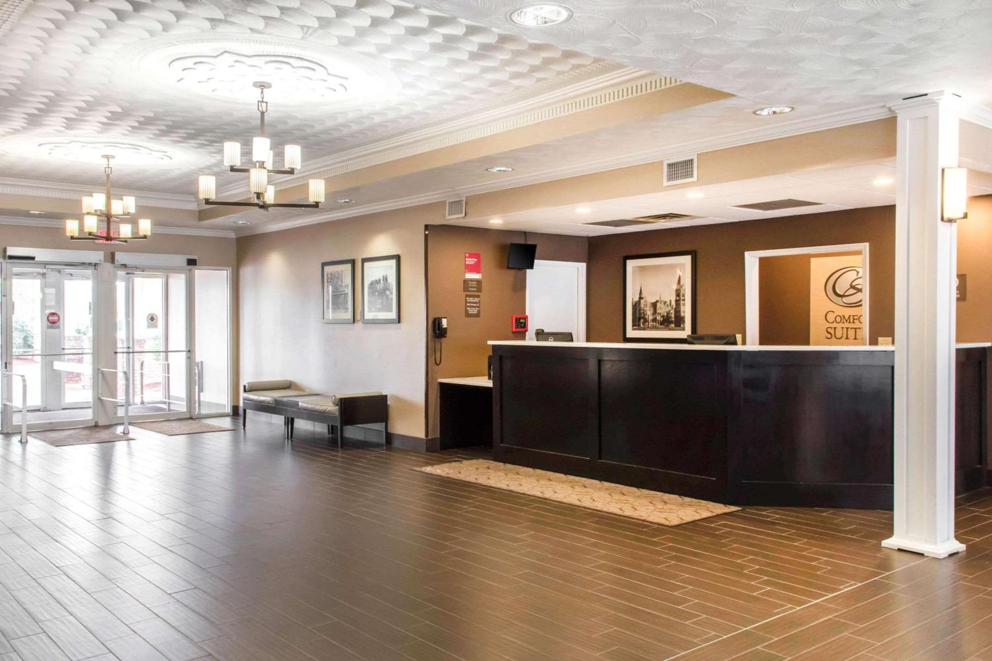 Comfort Suites Scranton Near Montage Mountain Екстериор снимка